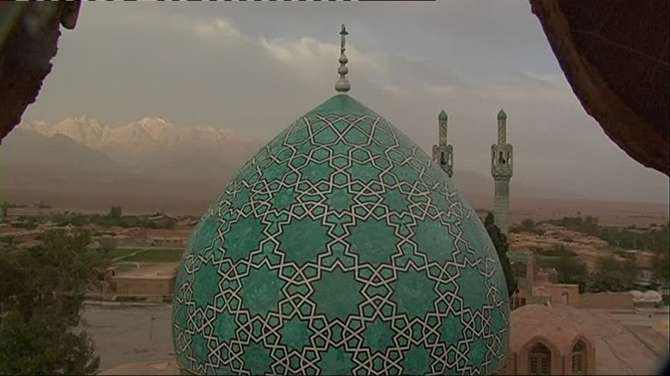 http://footage.framepool.com/shotimg/qf/630426476-payeh-gebirge-southern-iran-minaret-21st-century.jpg