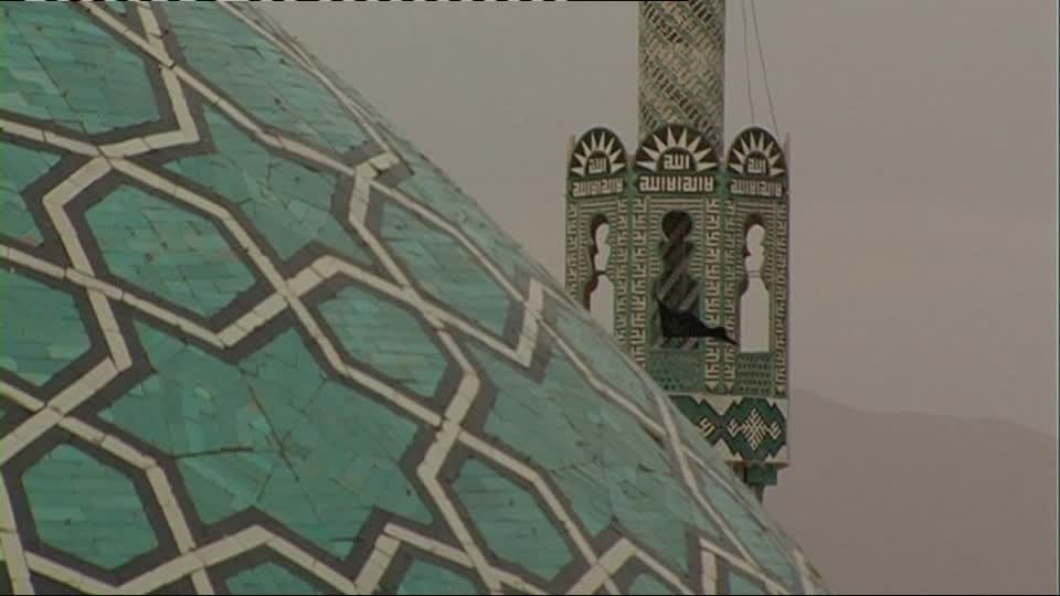 http://footage.framepool.com/shotimg/qf/863630732-payeh-gebirge-southern-iran-minaret-21st-century.jpg