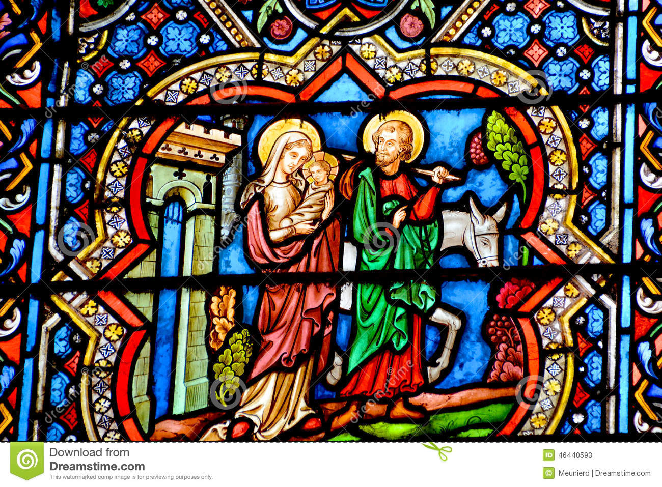 https://thumbs.dreamstime.com/z/stained-glass-window-notre-dame-cathedral-paris-france-october-france-october-one-most-famous-landmarks-46440593.jpg