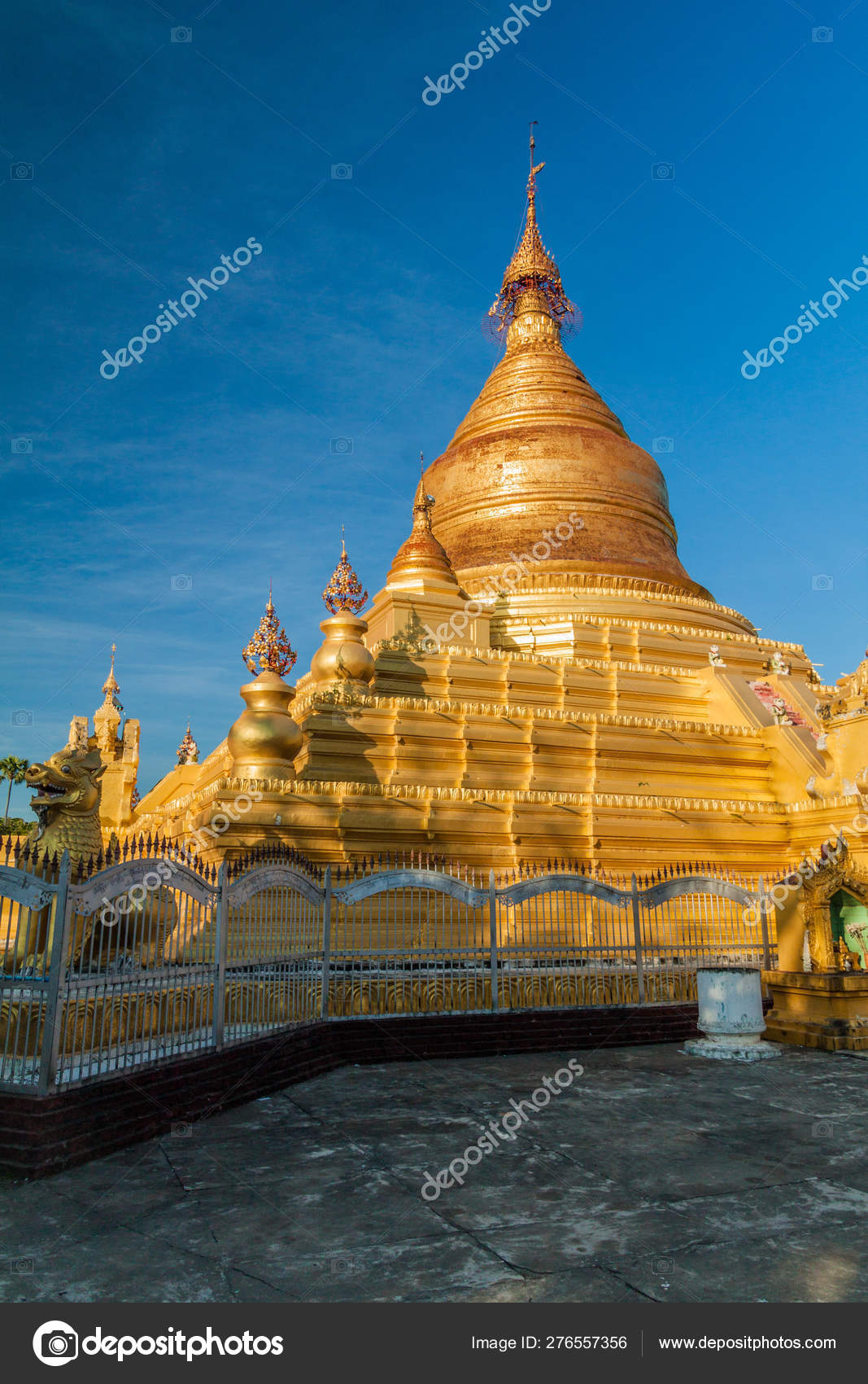 https://st4.depositphotos.com/1401963/27655/i/1600/depositphotos_276557356-stock-photo-kuthodaw-pagoda-mandalay-myanmar.jpg